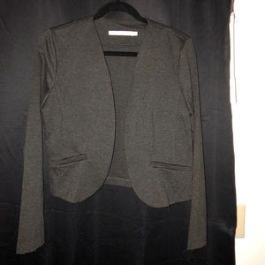 🌈bundle only 2/$15 _ A beautiful dark gray jacket